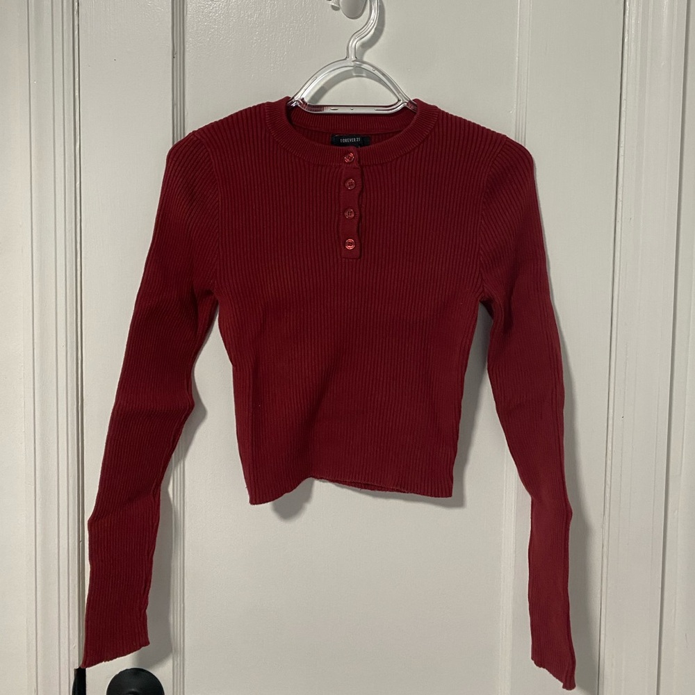 Fitted Cropped Sweater
